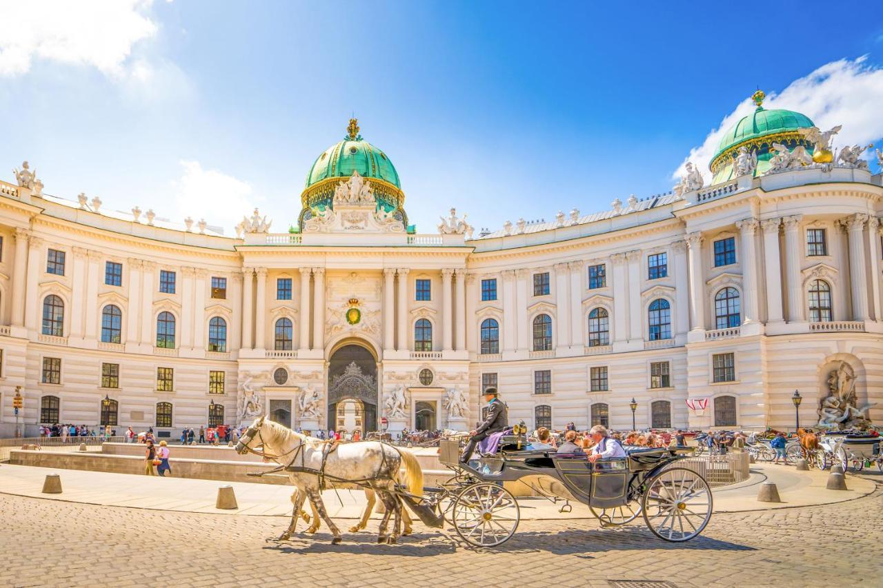 グランド ホテル ウィーン エクステリア 写真 The Vienna Opera House